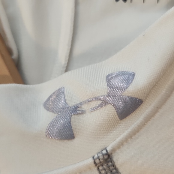 Under Armour Baselayer - Picture 5 of 7